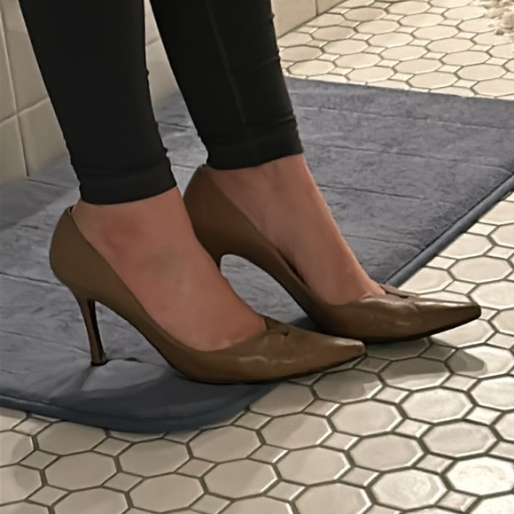 Stuart Weitzman, size 9.5 - Picture 5 of 6